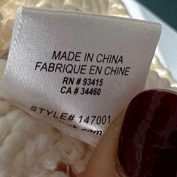 Trina Turk Women’s Short Sleeve Mesh Striped Sweater Size Medium - Picture 6 of 6